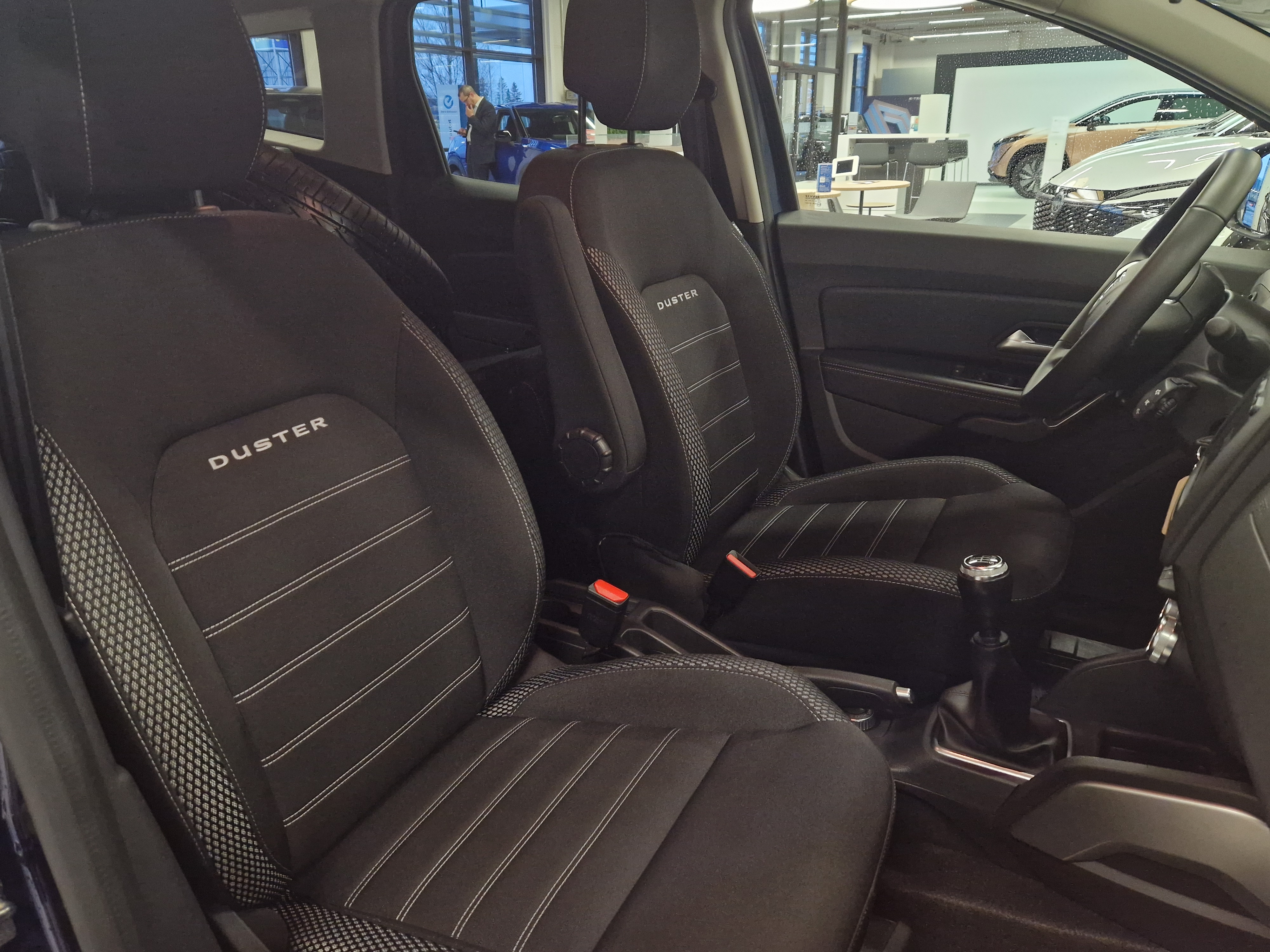 Dacia DUSTER TCE 150 4X4 PRESTIGE TAKUU 12KK/20TKM.