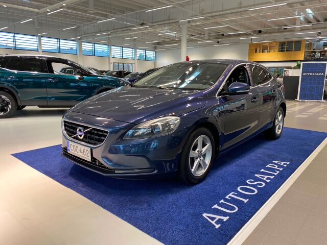 volvo V40 T3 MOMENTUM