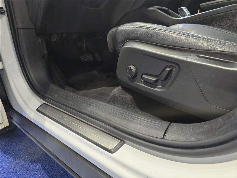 Volvo XC40 T4 AWD INSCRIPTION AUT.TAKUU 12KK/20TKM