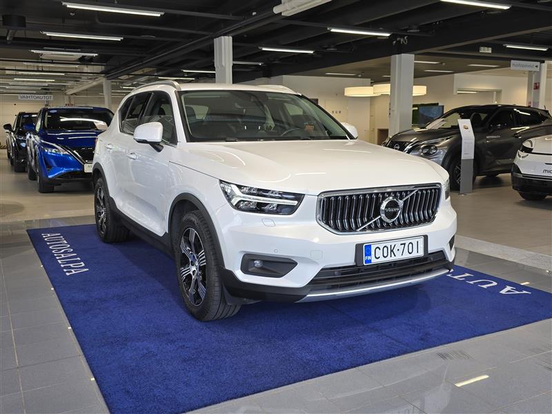 Volvo XC40 2020, photo 2/29