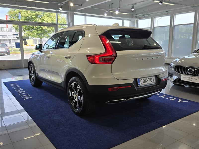 Volvo XC40 2020, photo 3/29