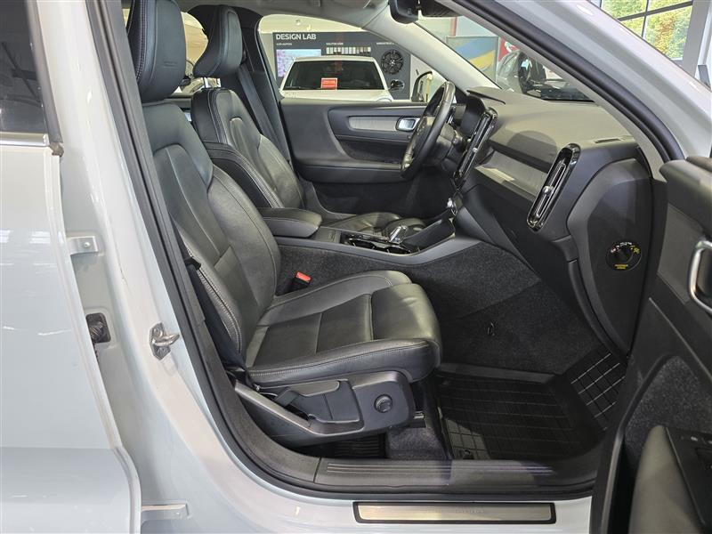 Volvo XC40 T4 AWD INSCRIPTION AUT.TAKUU 12KK/20TKM