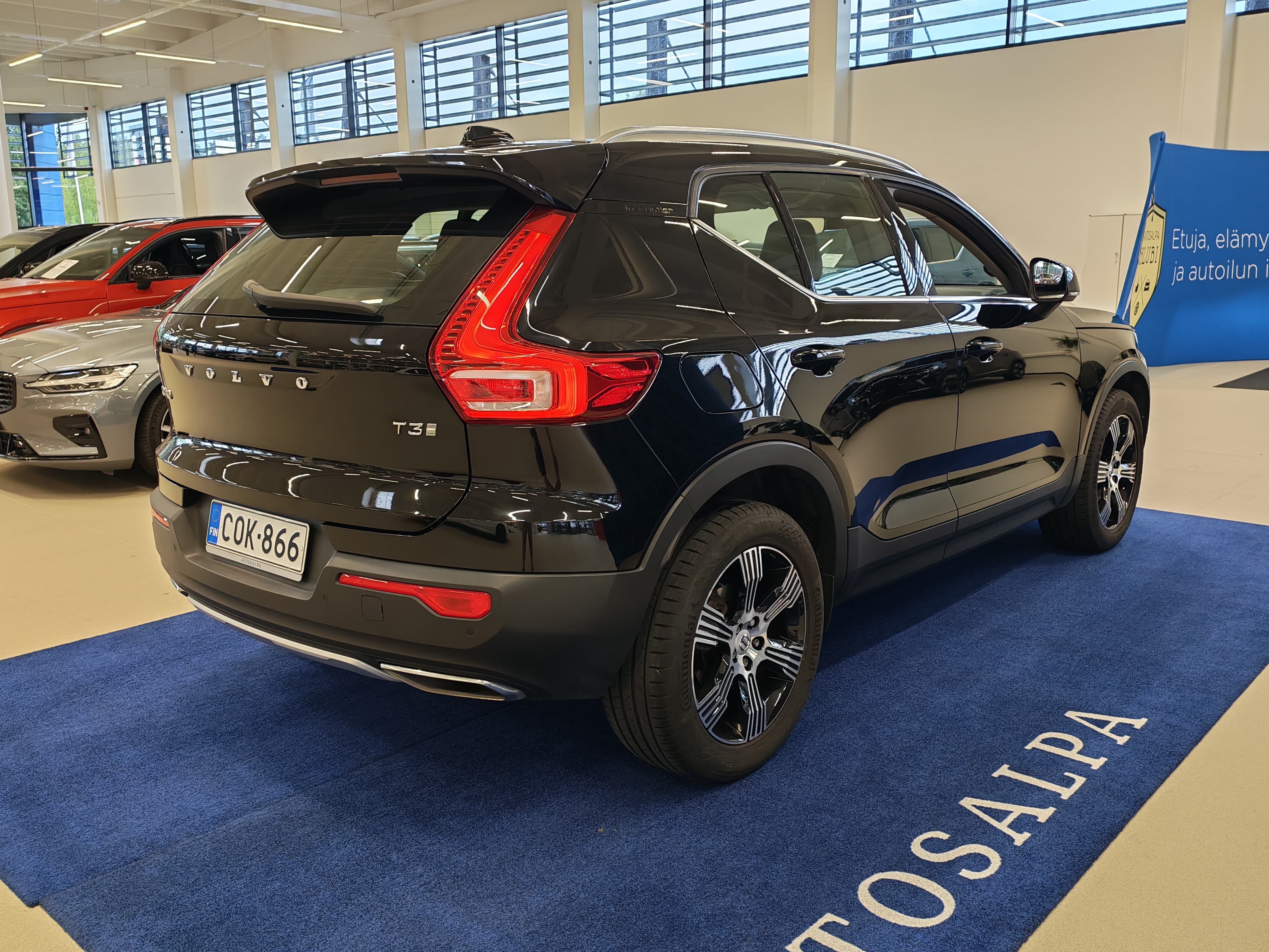 Volvo XC40 T3 Inscription aut 2020, photo 2/20