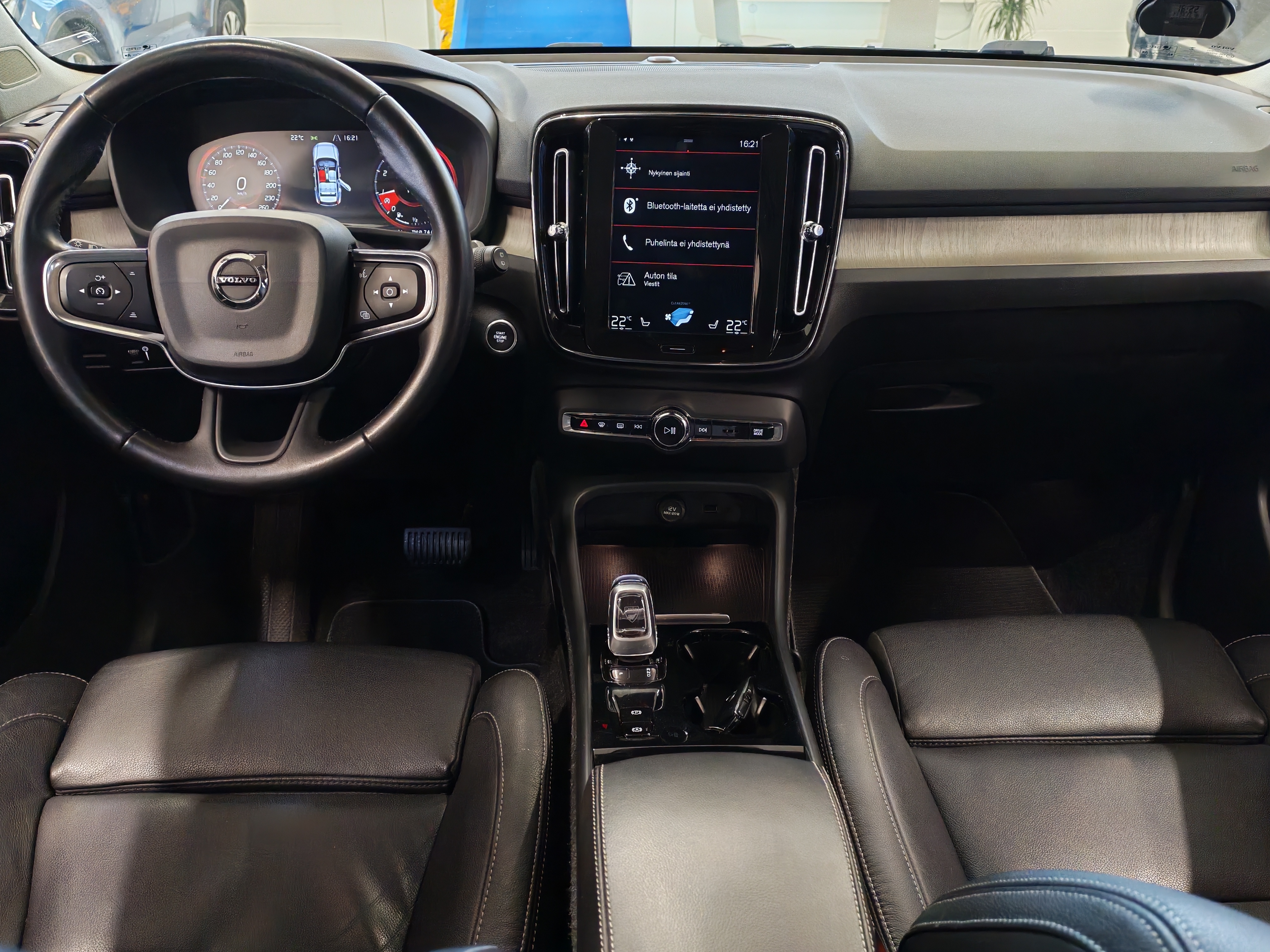 Volvo XC40 T3 Inscription aut 2020, photo 5/20