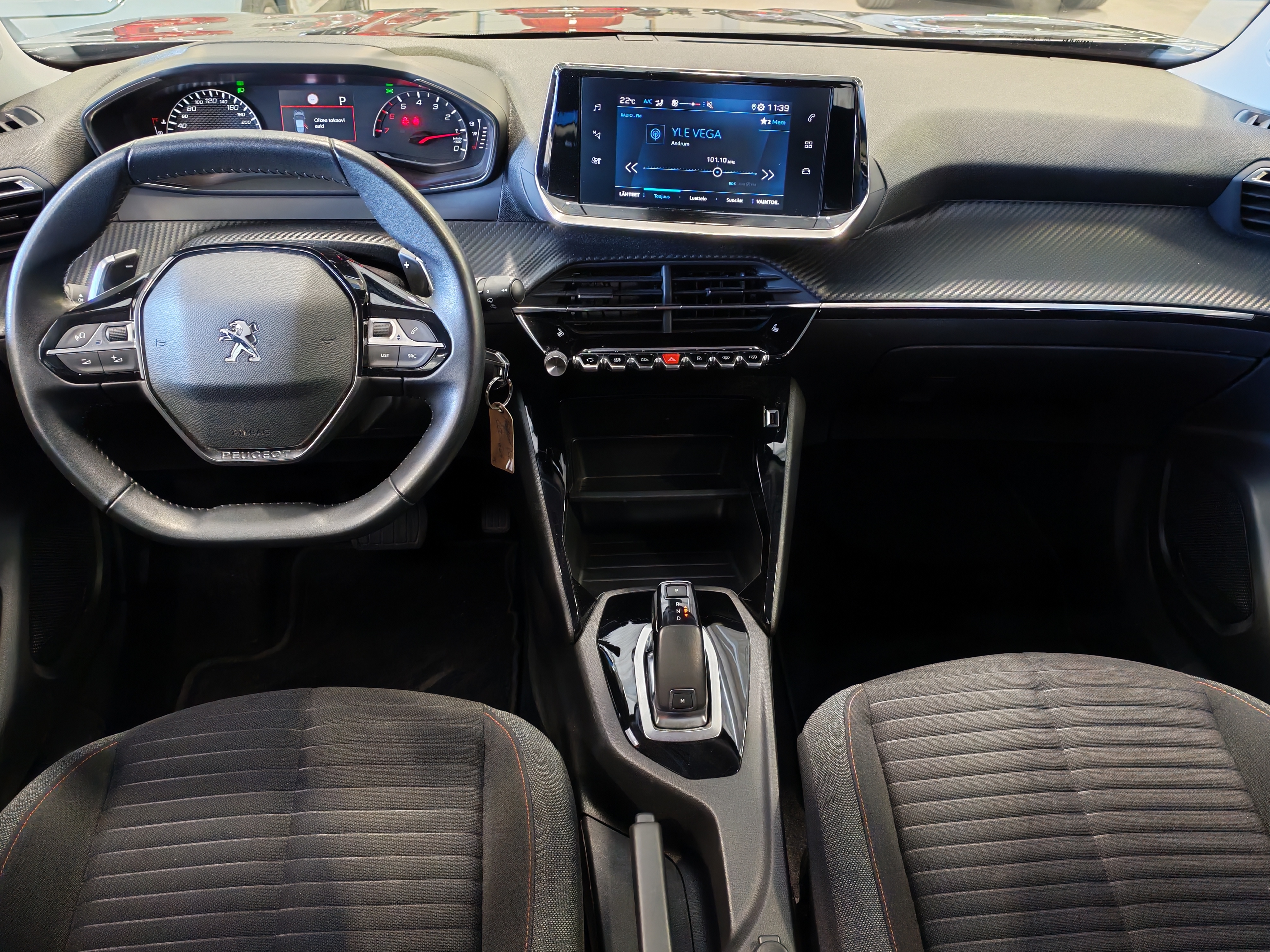 Peugeot 2008 ACTIVE PURETECH 130 EAT8-AUTOMAATTI