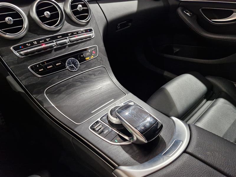 Mercedes-benz C 200 4MATIC T A PREMIUM BUSINESS AMG
