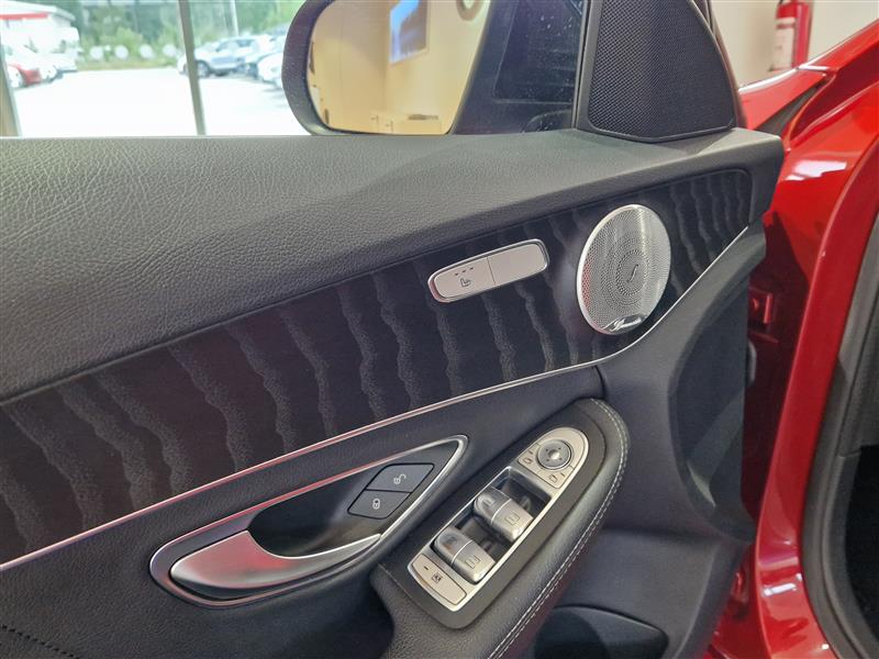 Mercedes-benz C 200 4MATIC T A PREMIUM BUSINESS AMG