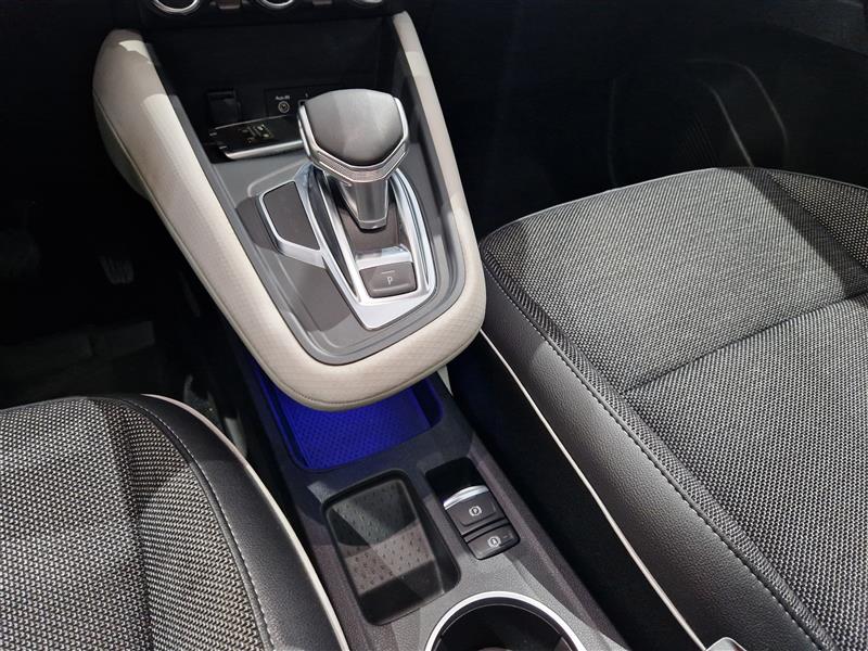 Renault CAPTUR TCE 130 EDC7-AUT FESTIVAL. TAKUU 24KK/40TKM