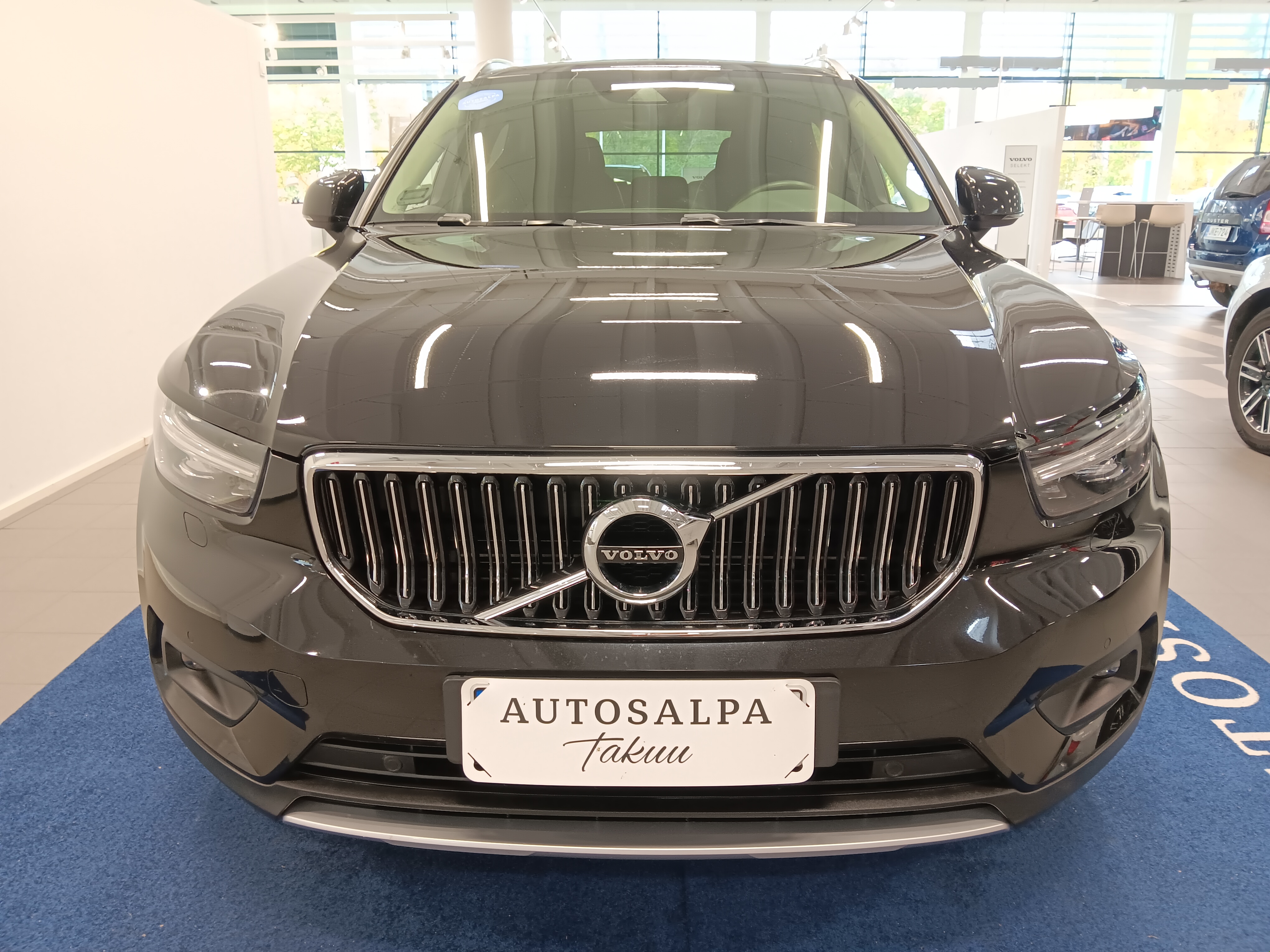 Volvo XC40 T5 TwE Business Inscription 2021, bild 2/23