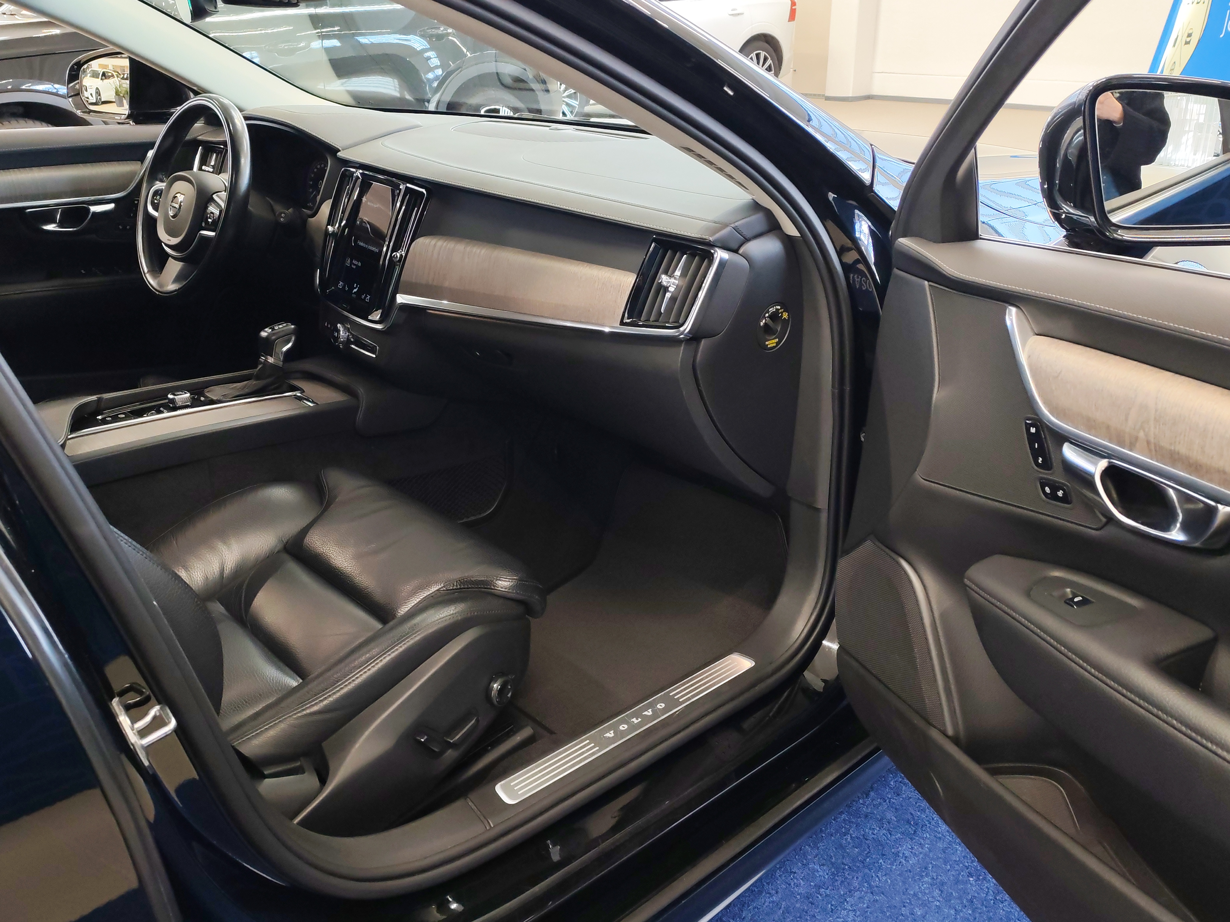 Volvo V90 D3 INSCRIPTION EDITION AUT
