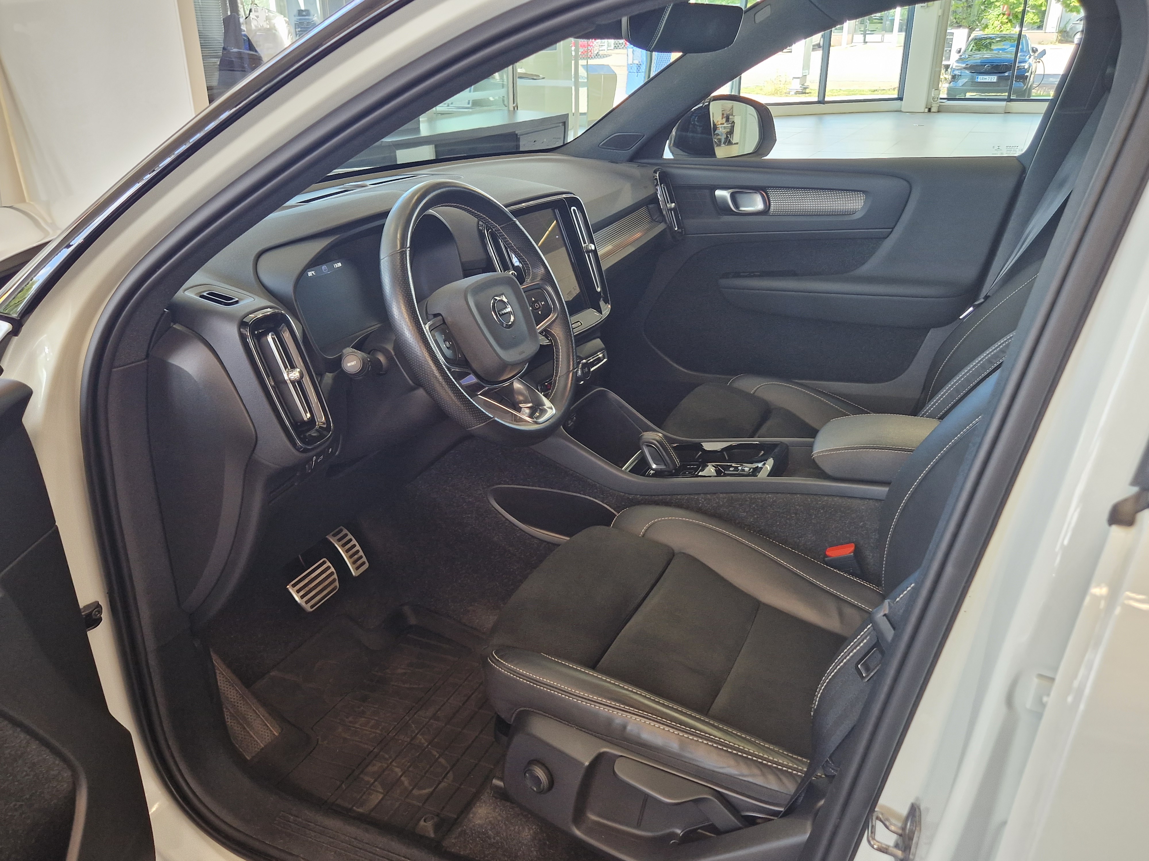 Volvo XC40 T5 TWE R-DESIGN AUT TAKUU 24KK/40TKM