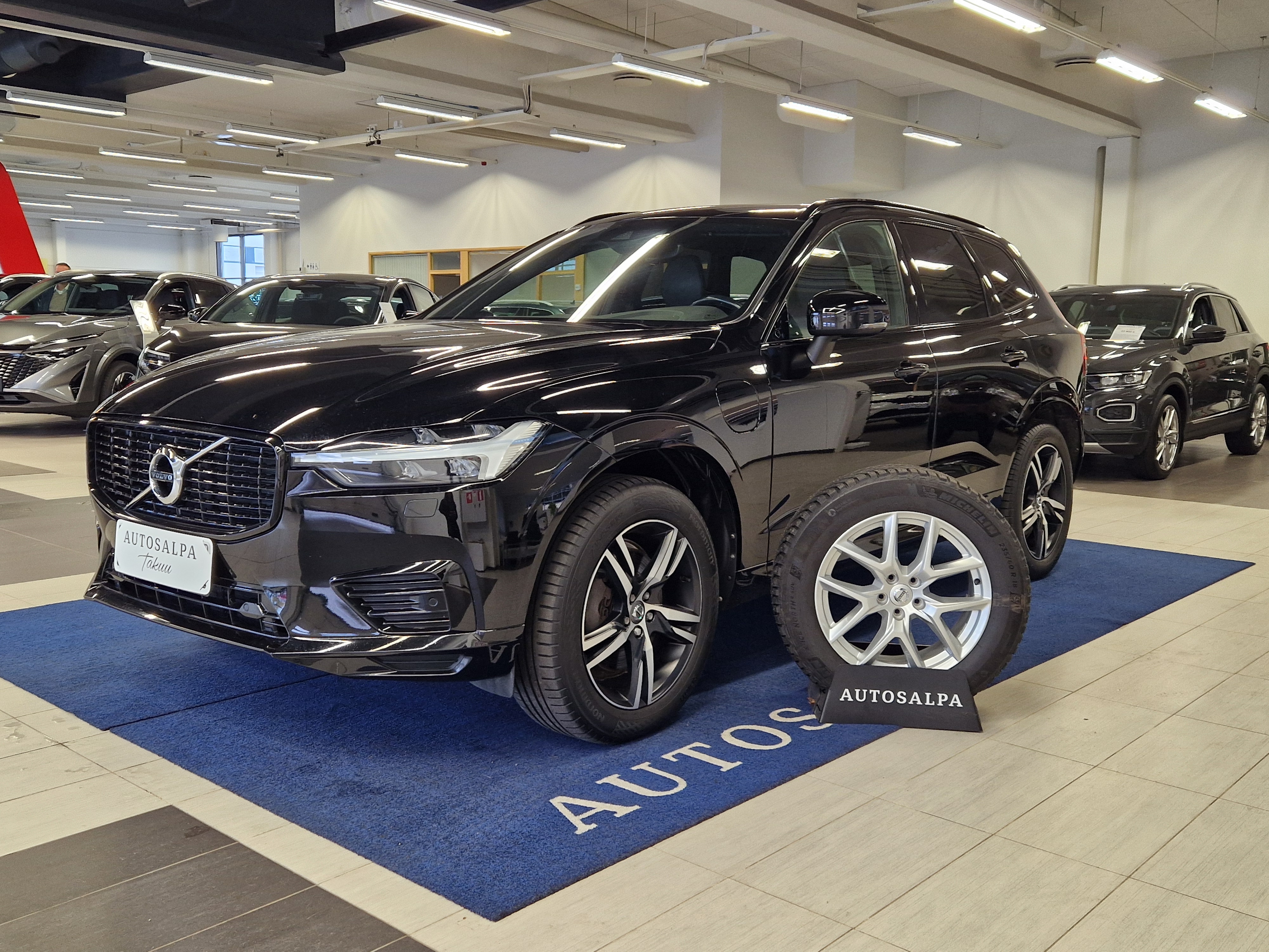 Volvo XC60 T6 TwE AWD Business R-Design 2021, bild 2/18