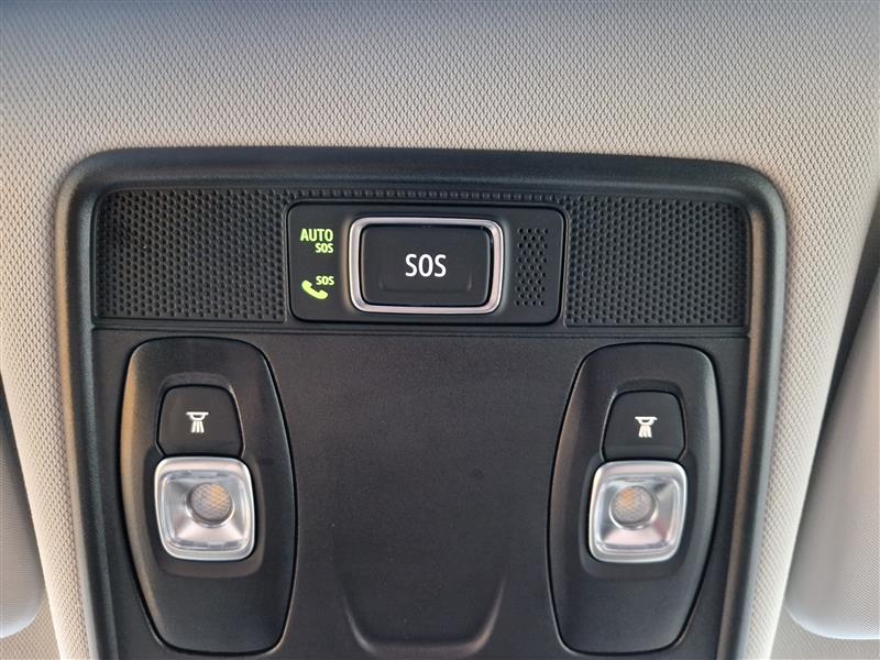 Renault CAPTUR E-TECH PLUG-IN HYBRID INTENS. TAKUU 12KK/20TKM