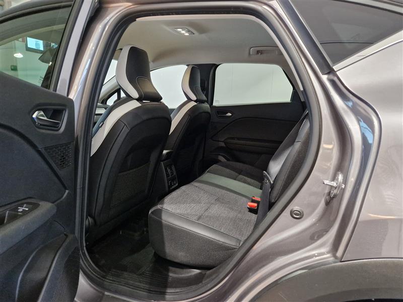 Renault CAPTUR E-TECH PLUG-IN HYBRID INTENS. TAKUU 12KK/20TKM