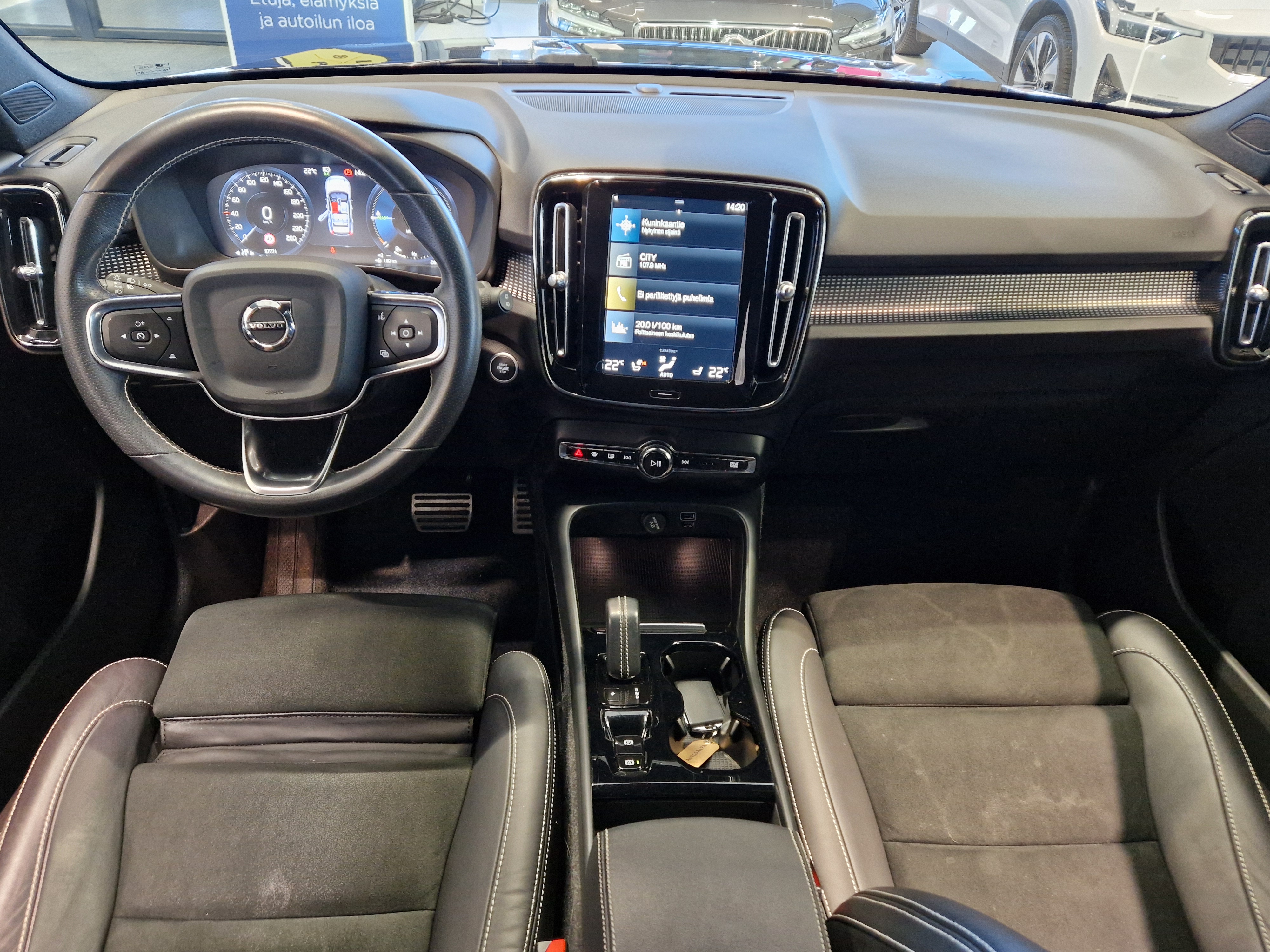 Volvo XC40 2021, kuva 7/20