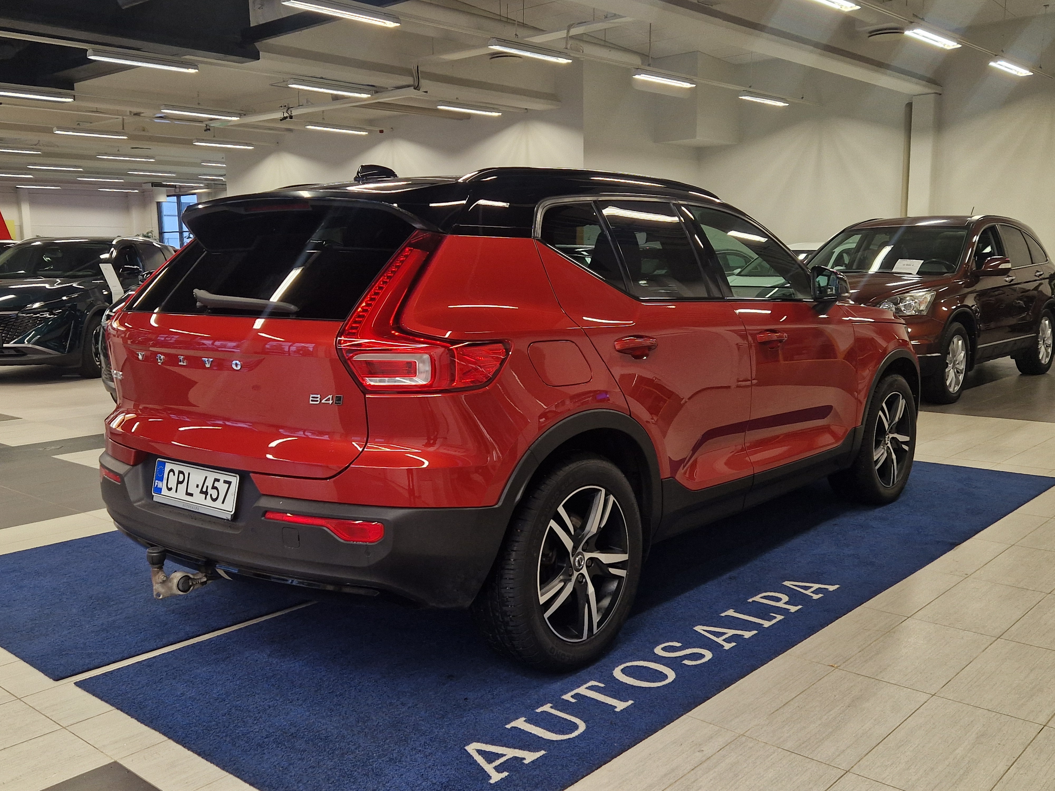 Volvo XC40 B4 AWD MHEV R-Design 2021, kuva 3/21