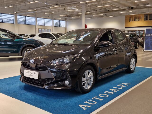 toyota YARIS 1,5 HYBRID ACTIVE TAKUU 12KK/20TKM