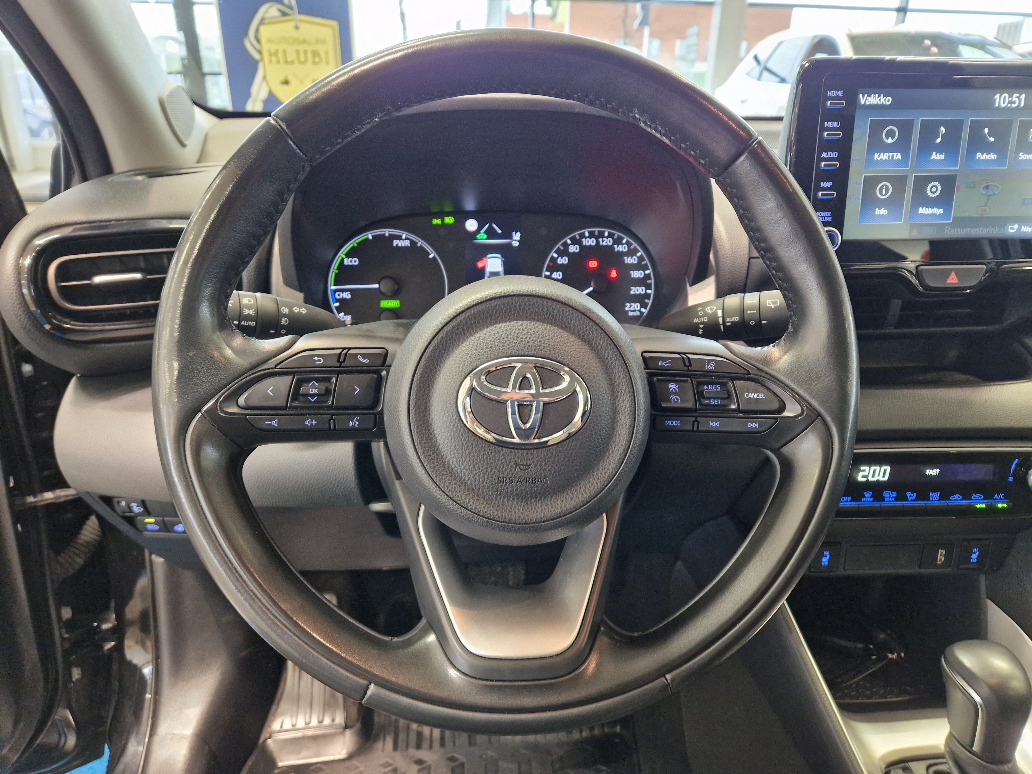 Toyota YARIS 1,5 HYBRID ACTIVE AUT TAKUU 12KK/20TKM