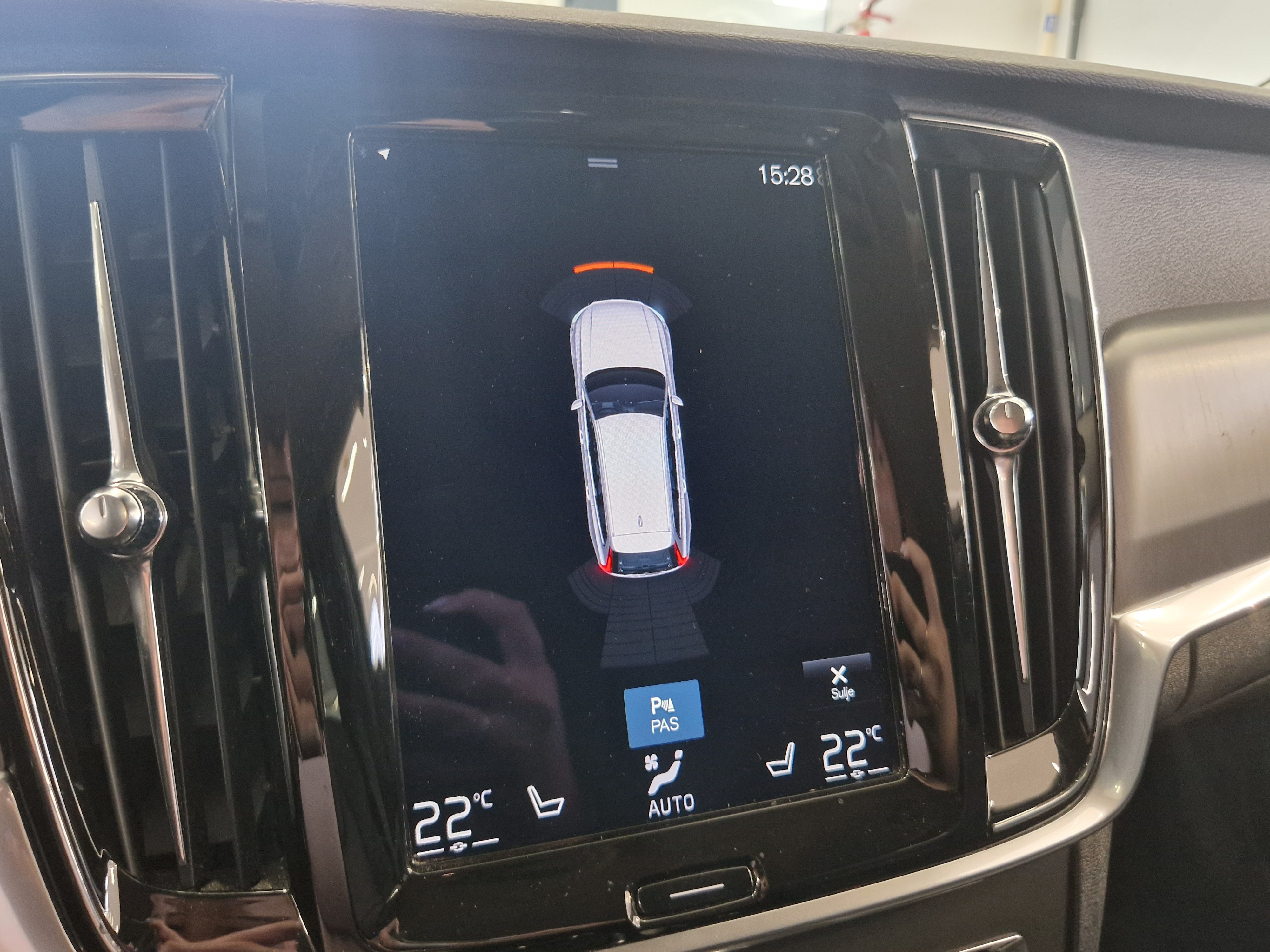 Volvo V90 D3 AWD MOMENTUM AUT TAKUU 12KK /20TKM