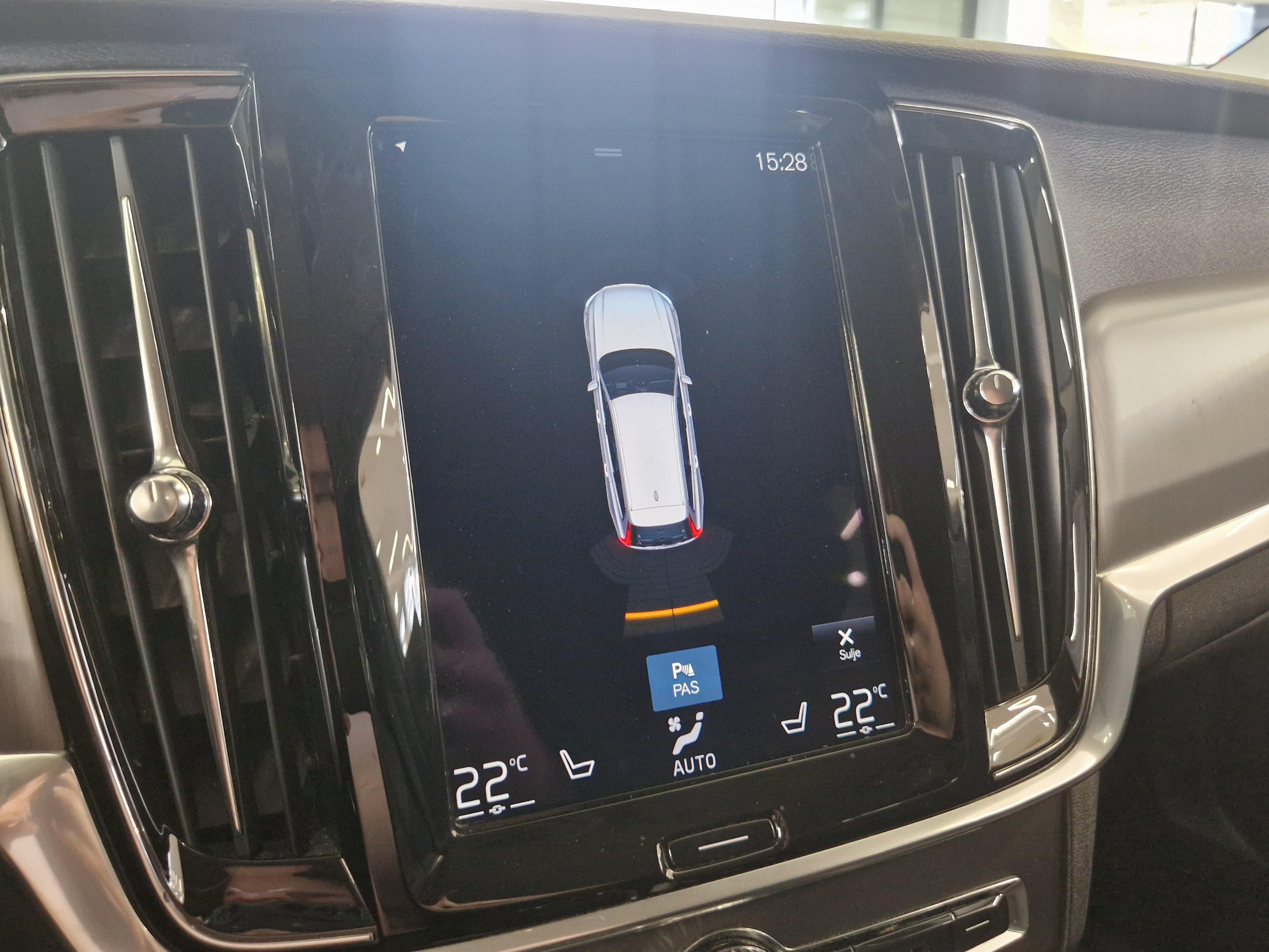Volvo V90 D3 AWD MOMENTUM AUT TAKUU 12KK /20TKM
