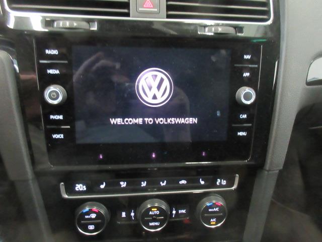 Volkswagen GOLF VARIANT 2,0 TDI 110 KW (150 HV) DSG-AUTOMAATTI.