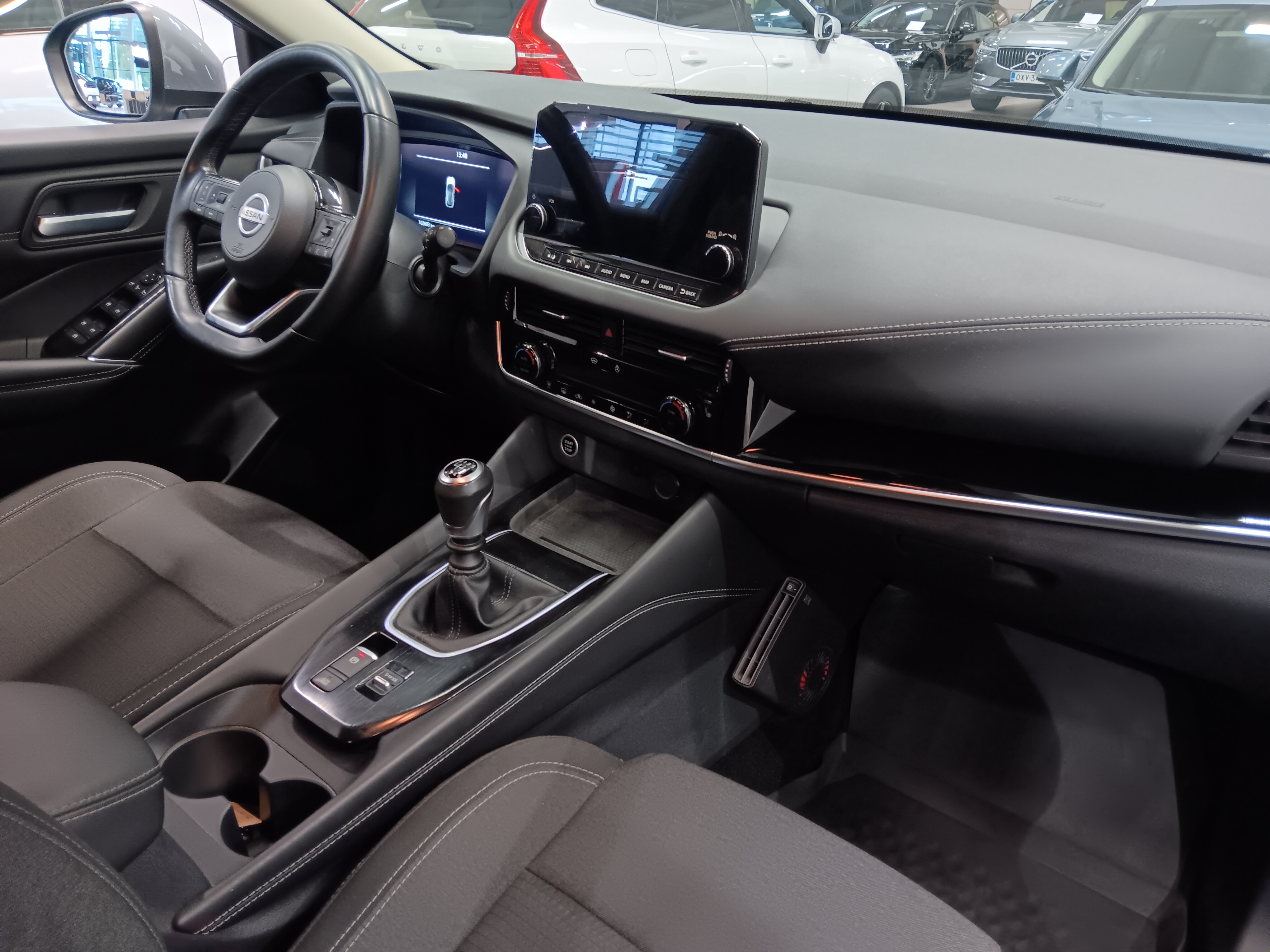 Nissan QASHQAI MHEV 140 6M/T 2WD N-CONNECTA TAKUU 12KK/20TKM