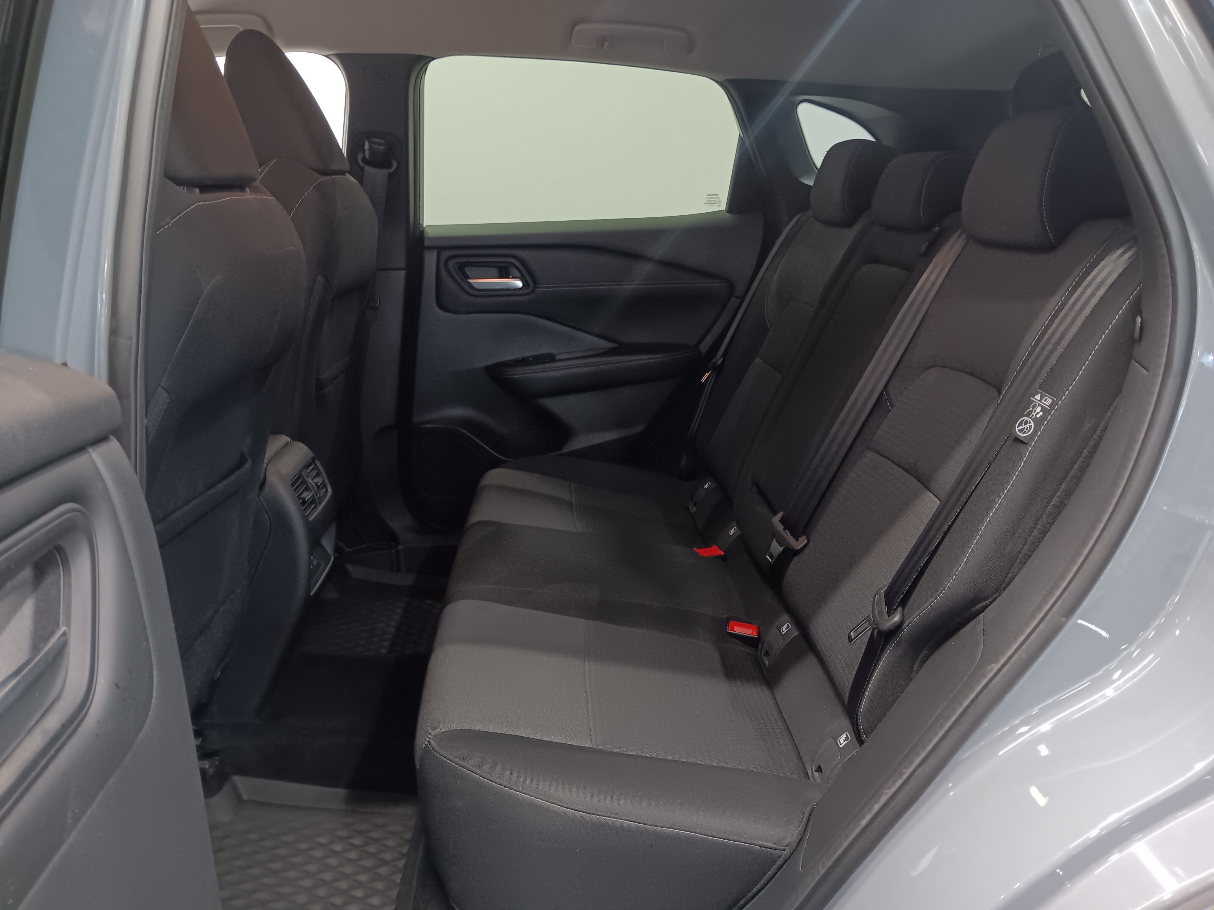 Nissan QASHQAI MHEV 140 6M/T 2WD N-CONNECTA TAKUU 12KK/20TKM