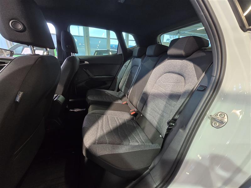 Seat ARONA 1.0 ECOTSI 110 XPERIENCE DSG TAKUU 24KK/40TKM