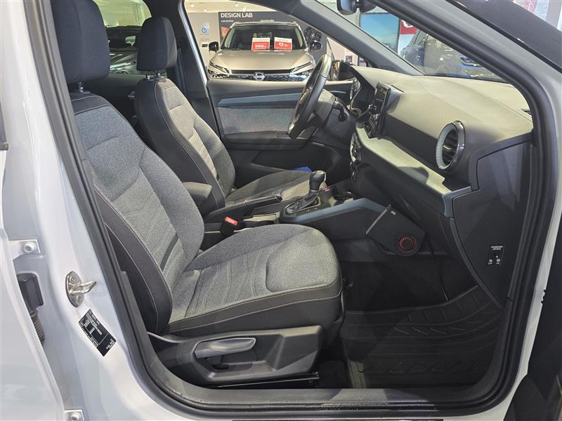 Seat ARONA 1.0 ECOTSI 110 XPERIENCE DSG TAKUU 24KK/40TKM