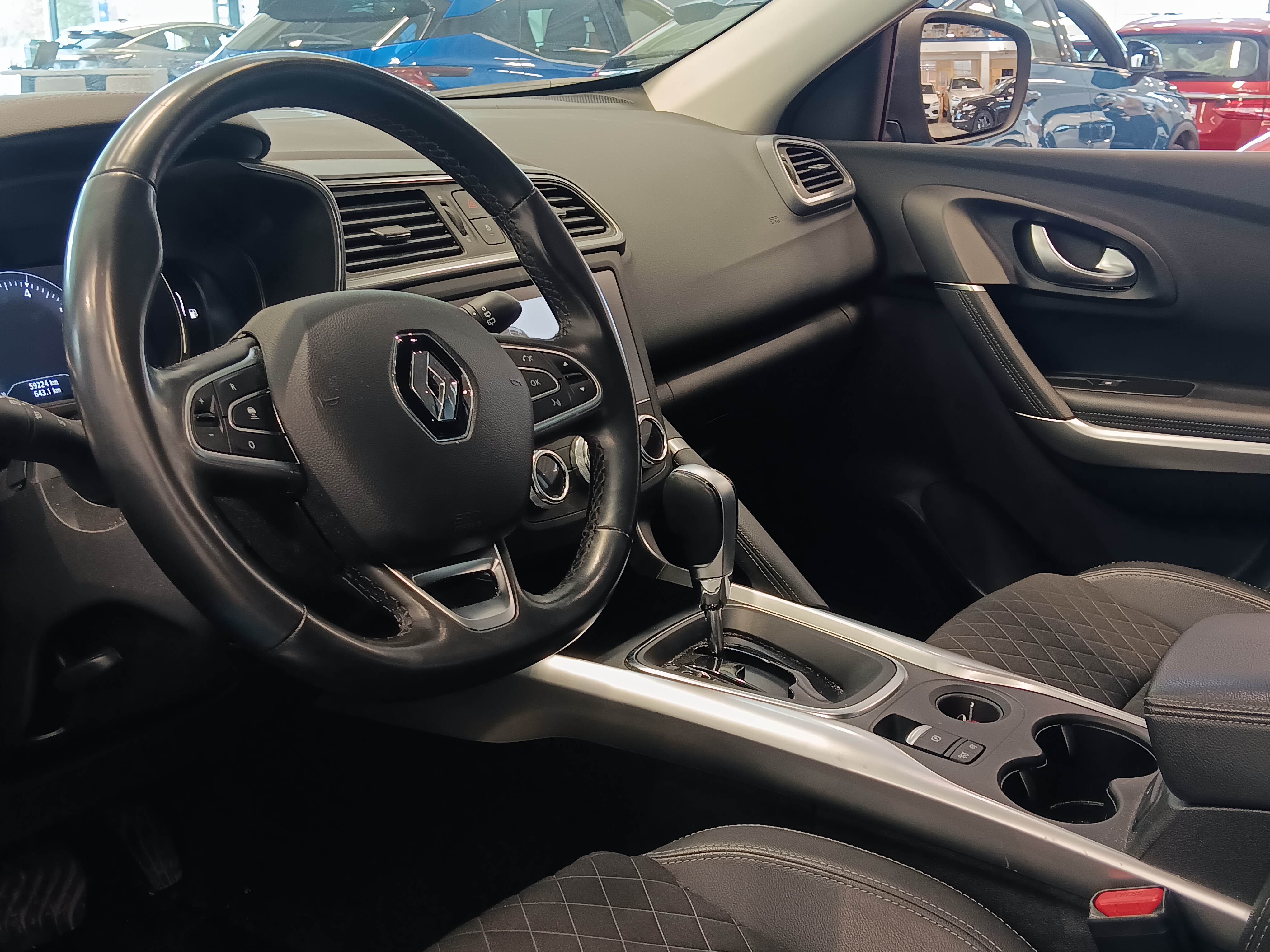 Renault KADJAR TCE 140 EDC7-AUT INTENS TAKUU 24KK/40TKM