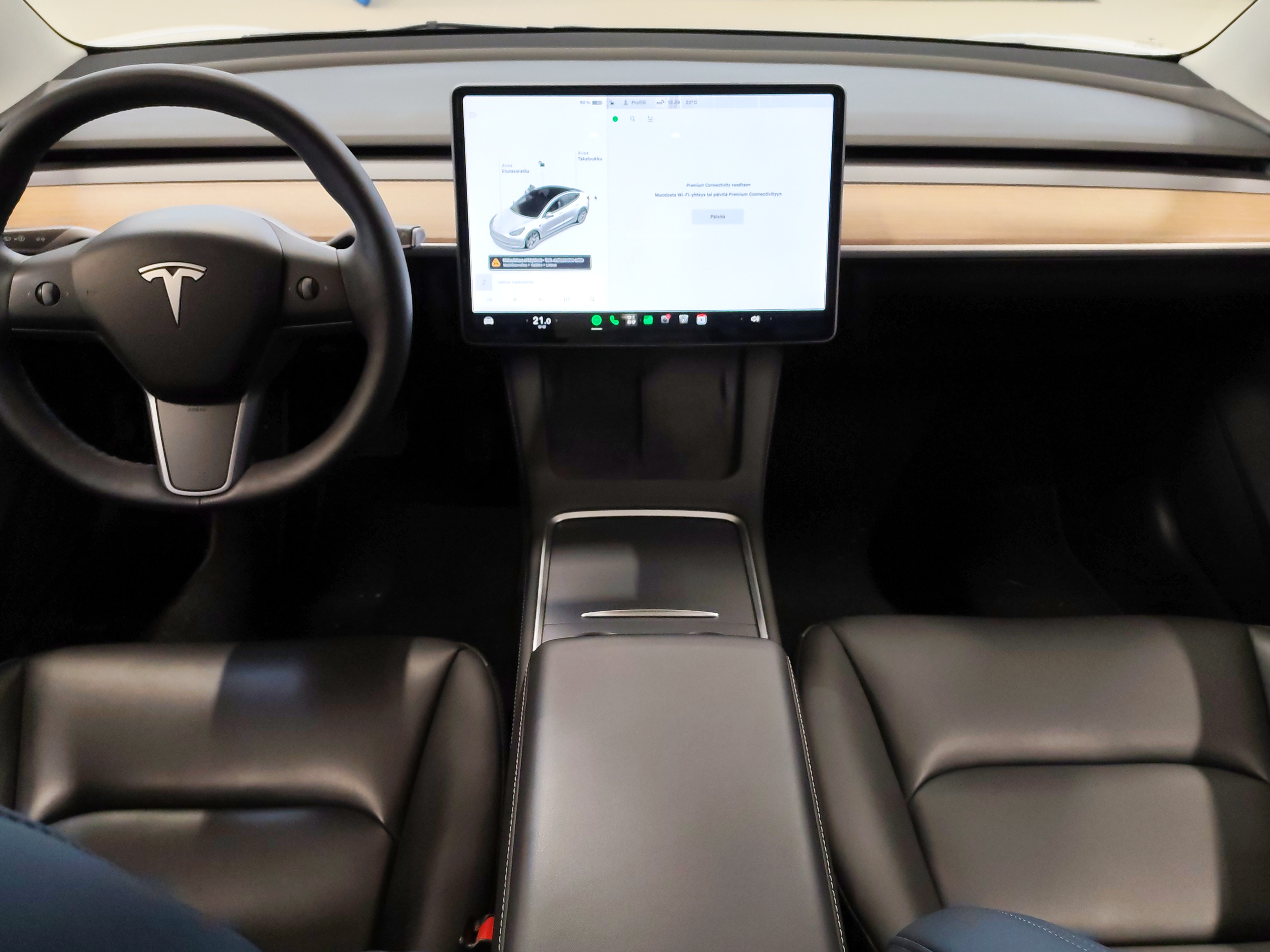 Tesla MODEL 3 STANDARD RANGE PLUS
