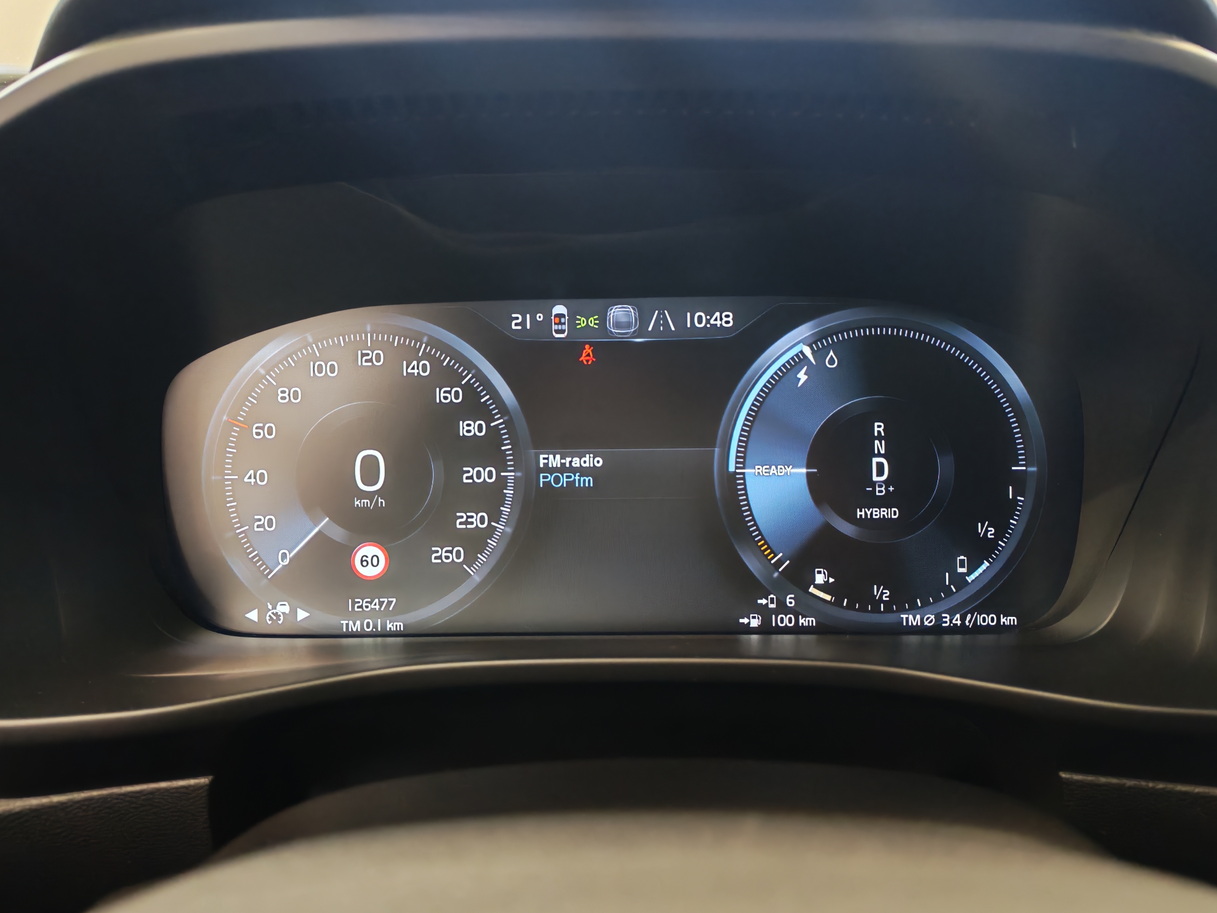 Volvo XC40 2022, kuva 7/17