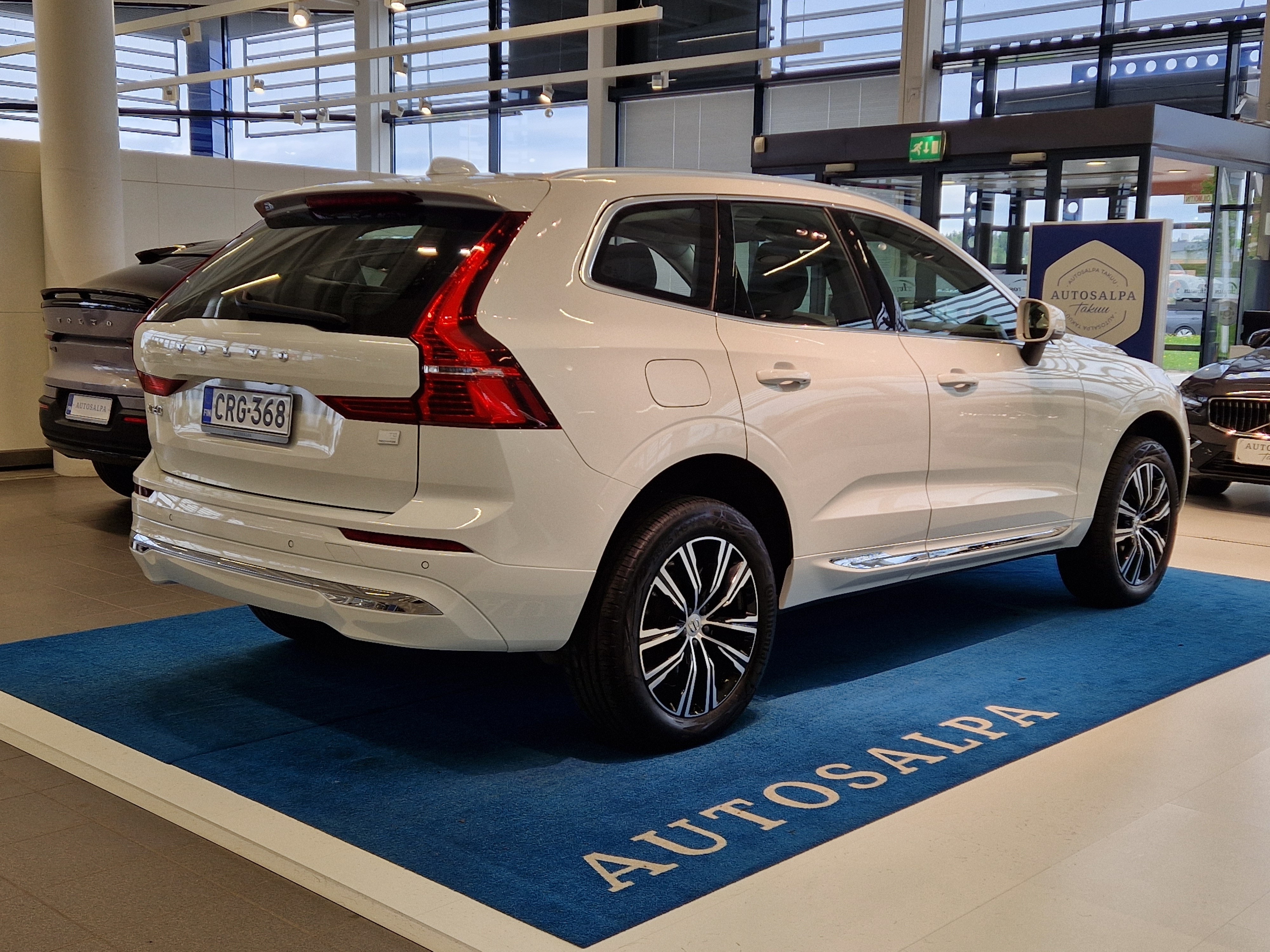 Volvo XC60 2022, kuva 4/25