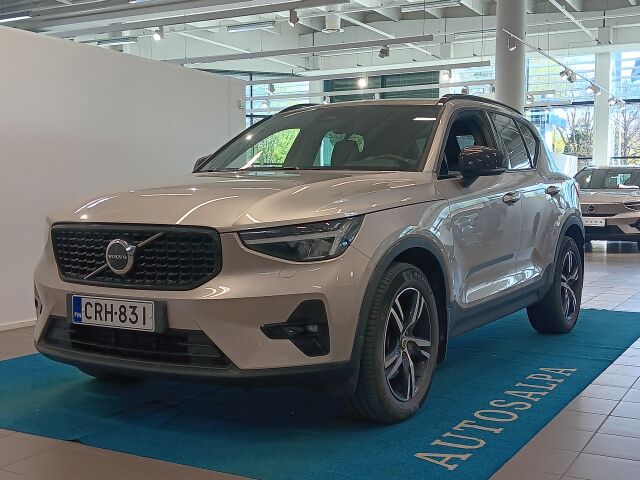 volvo XC40 B3 MHEV BUSINESS PLUS DARK DCT AUT