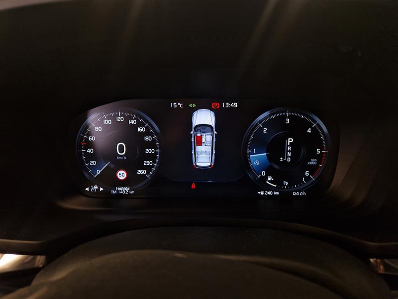 Volvo V60 D4 MOMENTUM AUT.