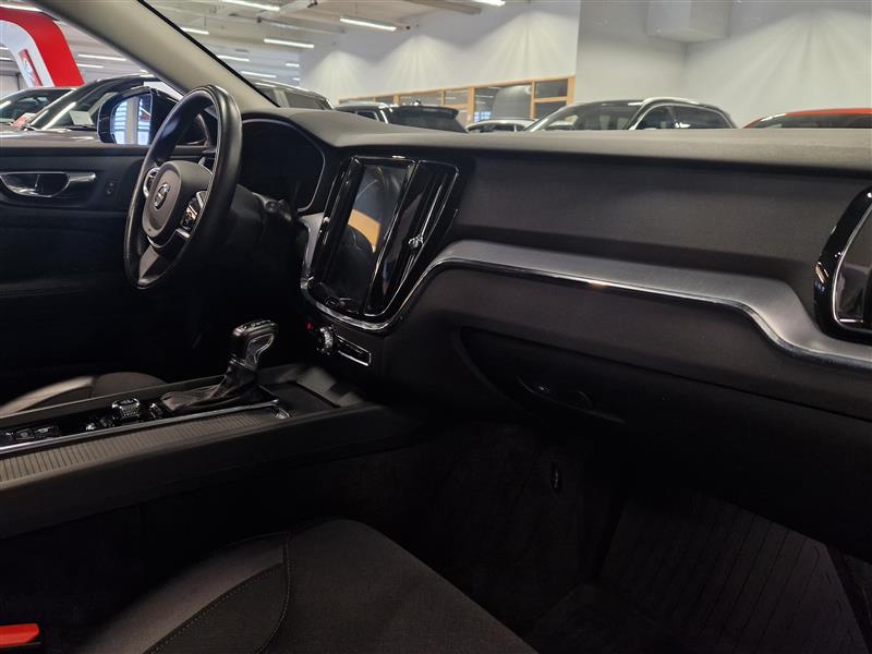 Volvo V60 D4 MOMENTUM AUT.