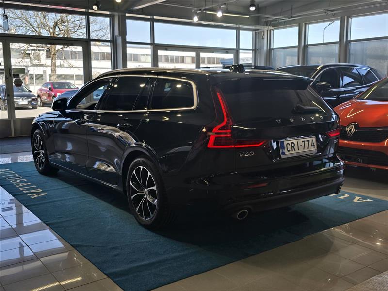 Volvo V60 D4 MOMENTUM AUT.