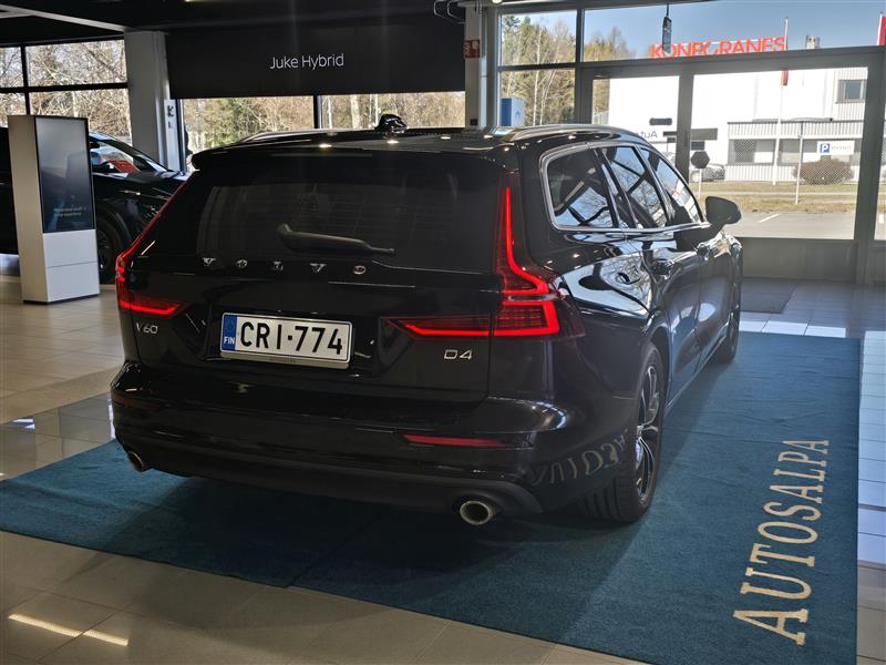 Volvo V60 D4 MOMENTUM AUT.