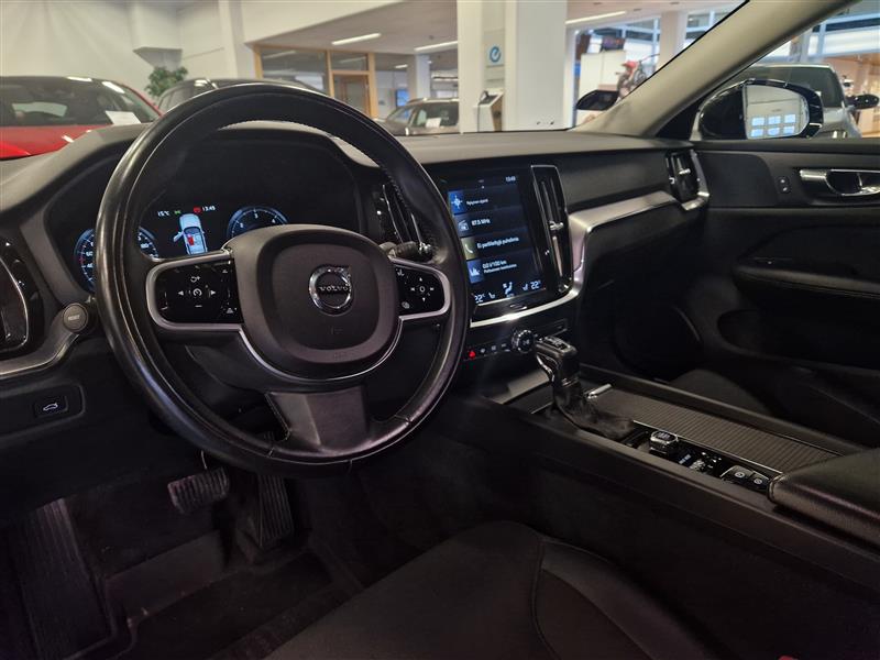 Volvo V60 D4 MOMENTUM AUT.