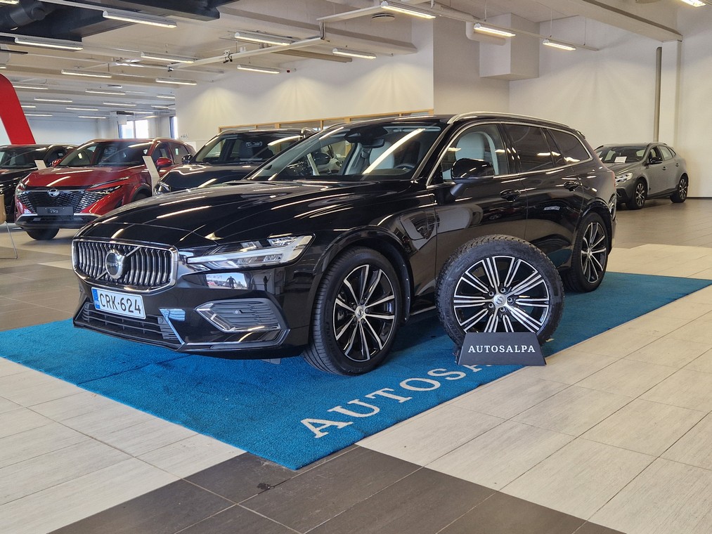 Volvo V60 T8 AWD LONG RANGE PLUS BRIGHT TAKUU 24KK/40TKM