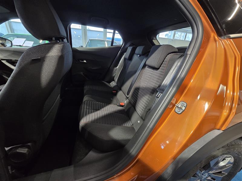 Peugeot E-2008 ACTIVE PACK 50 KWH 136 AUTOMAATTI