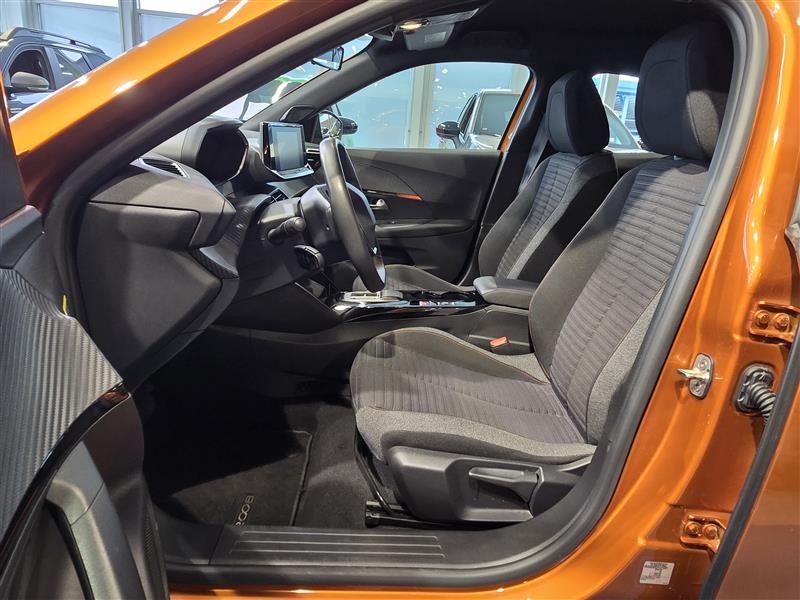Peugeot E-2008 ACTIVE PACK 50 KWH 136 AUTOMAATTI