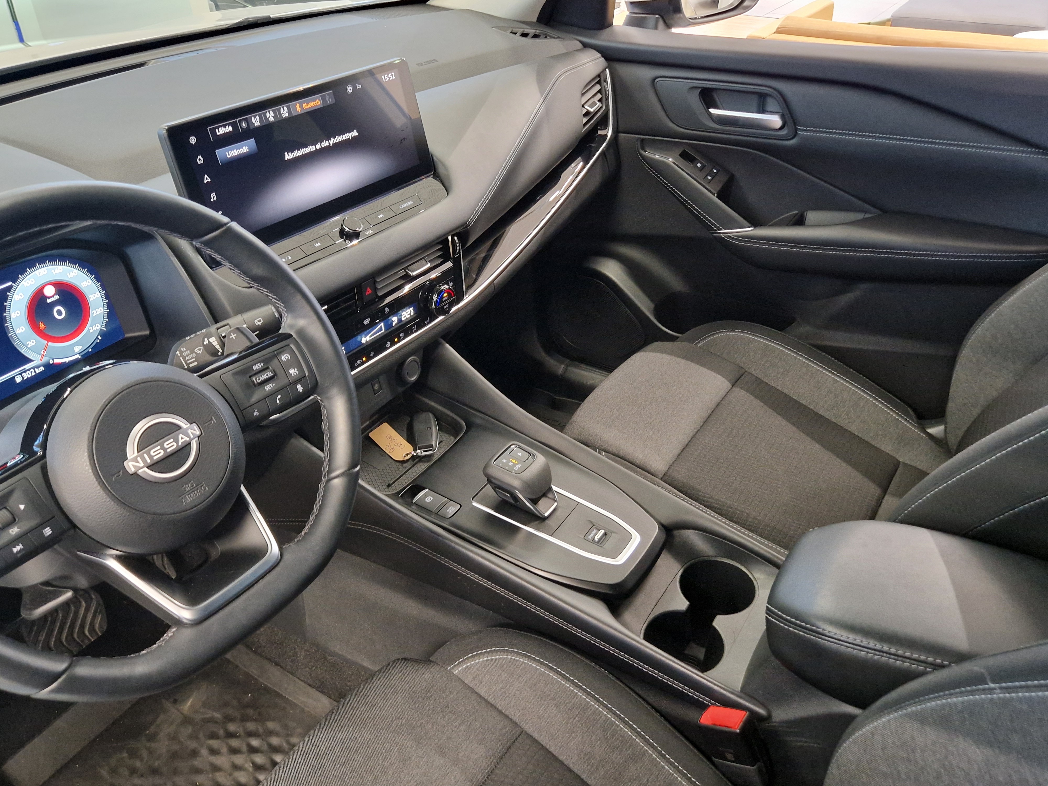 Nissan QASHQAI MHEV XTRONIC 2WD N-CONNECTA TAKUU 24KK/40TKM