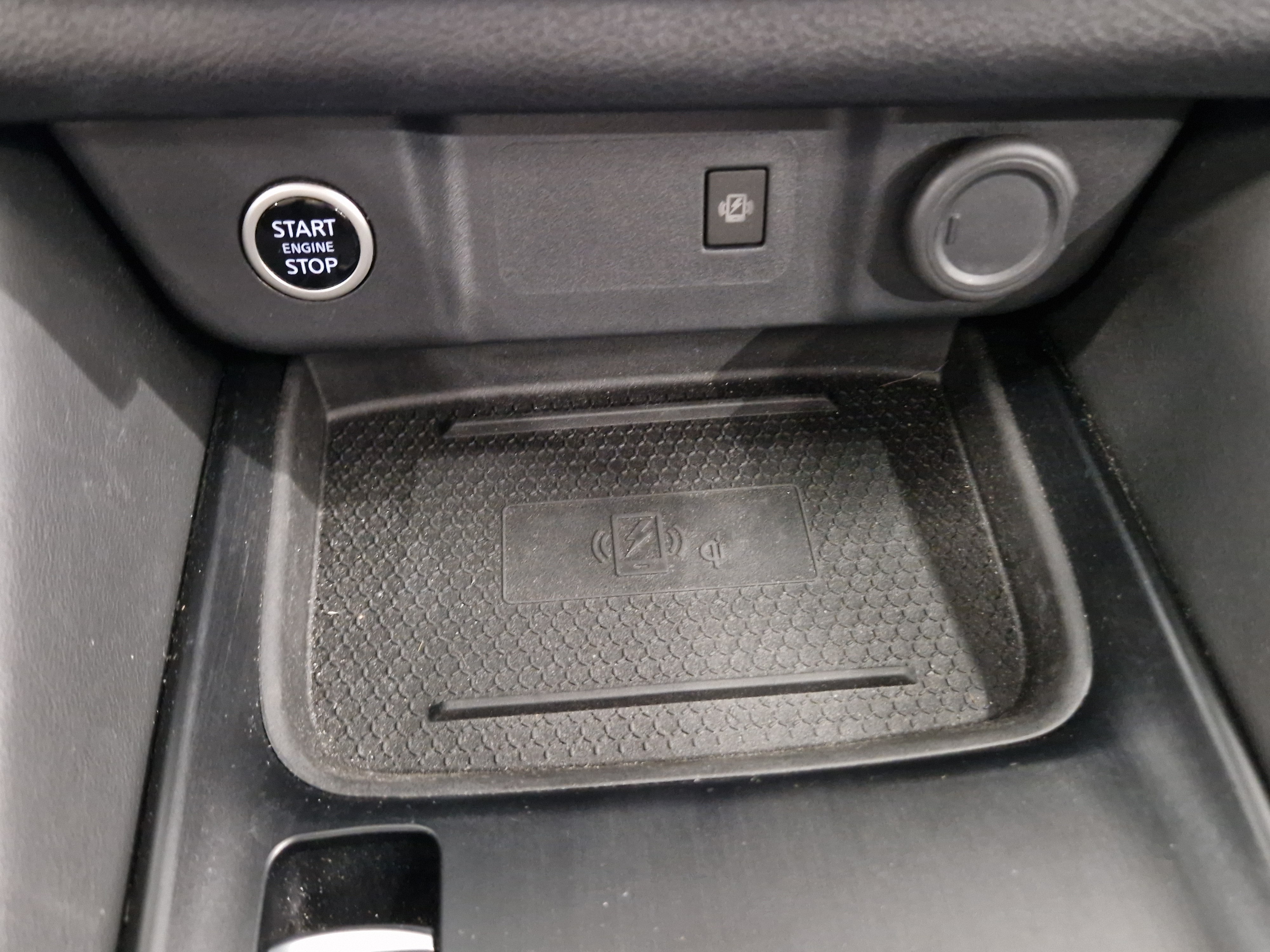 Nissan QASHQAI MHEV XTRONIC 2WD N-CONNECTA TAKUU 24KK/40TKM