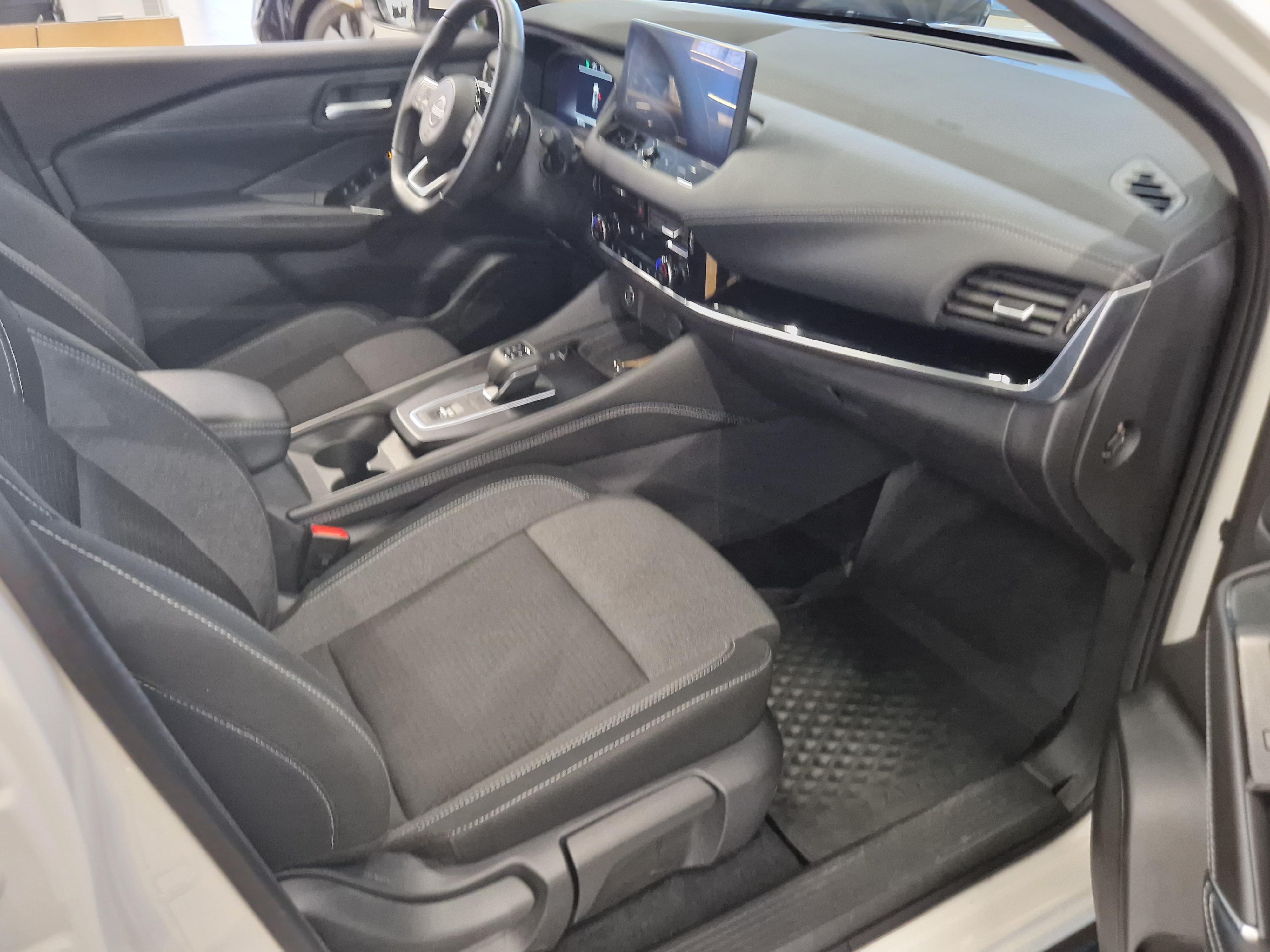 Nissan QASHQAI MHEV XTRONIC 2WD N-CONNECTA TAKUU 24KK/40TKM