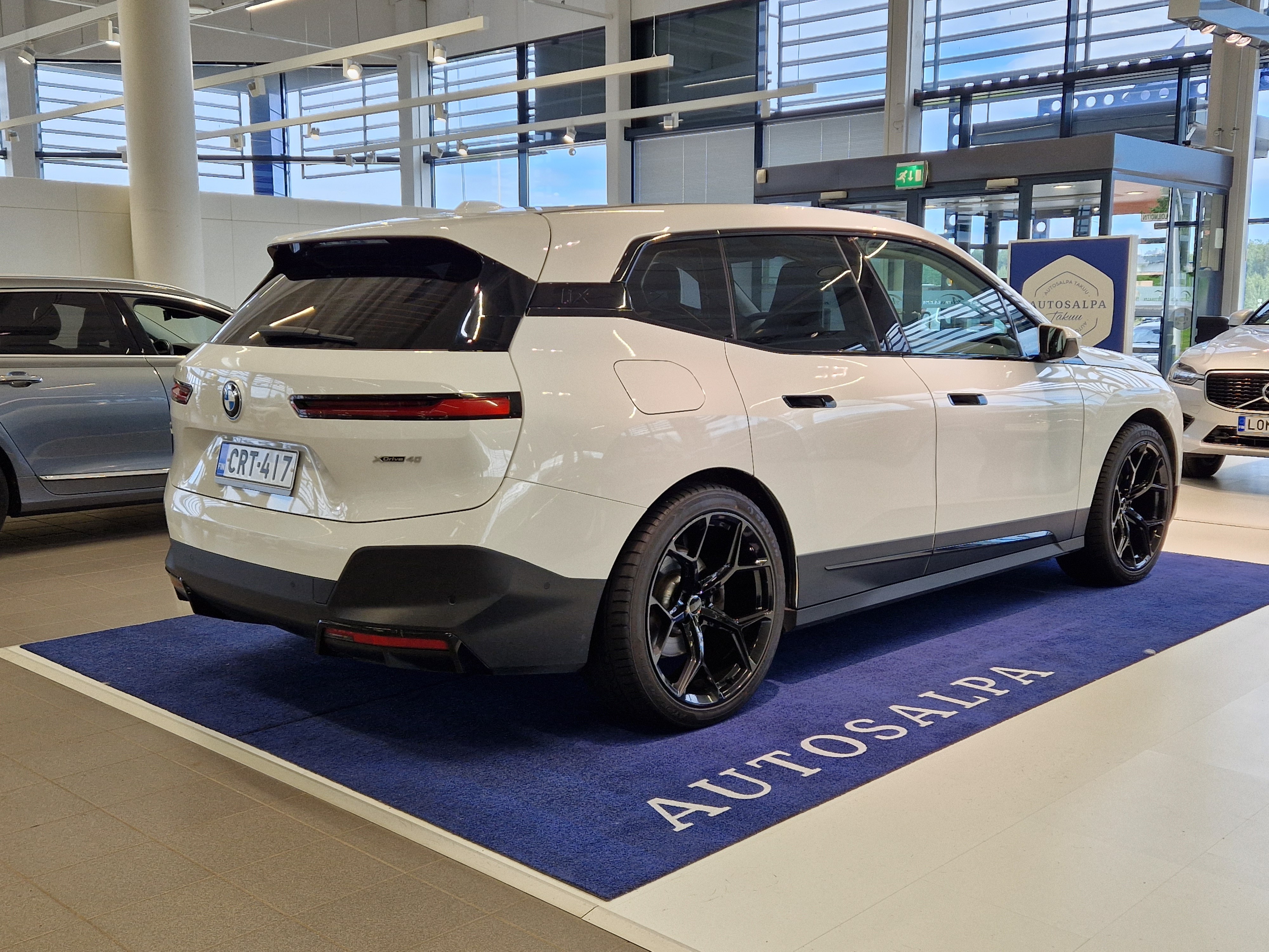 BMW iX xDrive40 2022, kuva 3/19