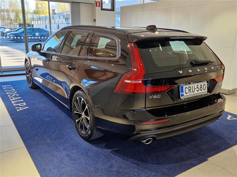 Volvo V60 D3 AWD Business aut 2020, bild 4/21