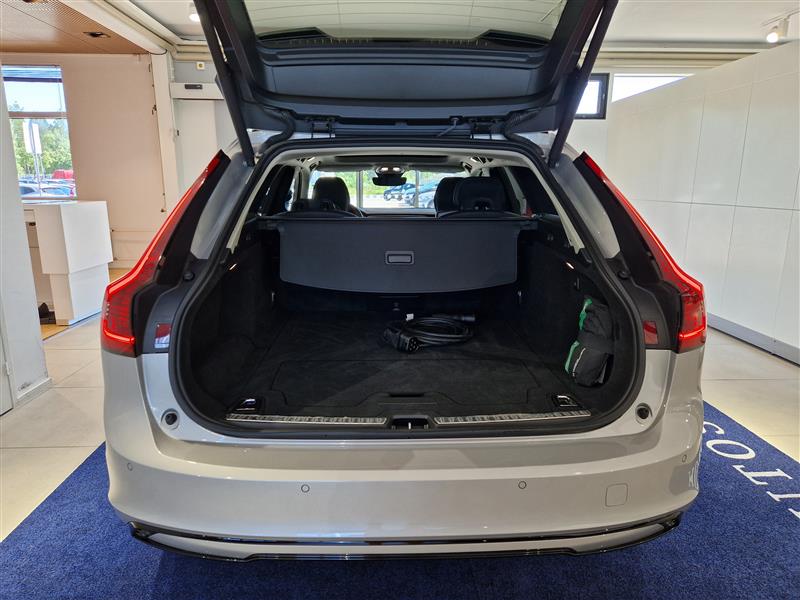 Volvo V90 T6 AWD LONG RANGE ULTRA DARK AUT