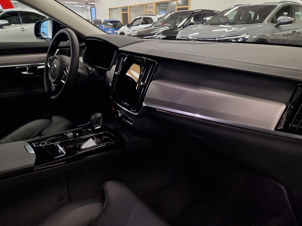 Volvo V90 T6 AWD LONG RANGE CLASSIC DARK AUT.