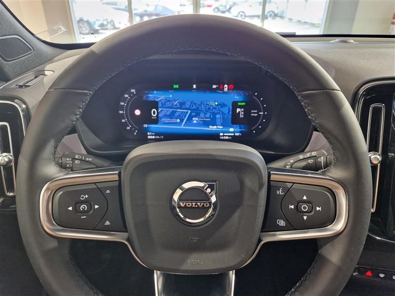 Volvo EX40 TWIN PERFORMANCE PLUS PRO BLACK EDITION